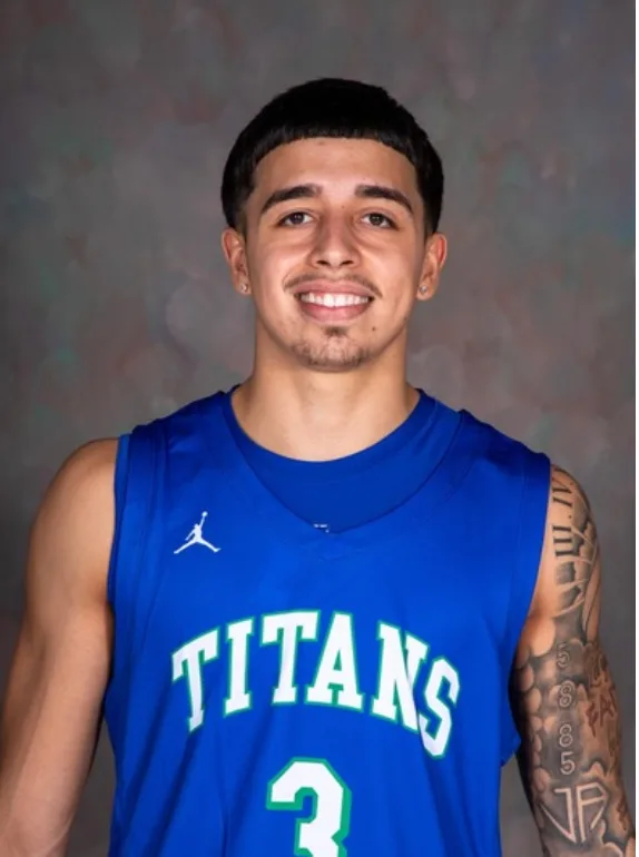 Joviel Acevedo-Arroyo, Basketball, Saint Martin's University